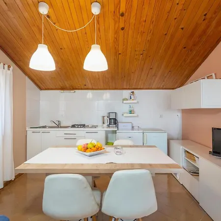 Apartament In With Wifi