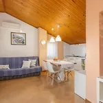 Apartament Cozy In With Wifi Omišalj